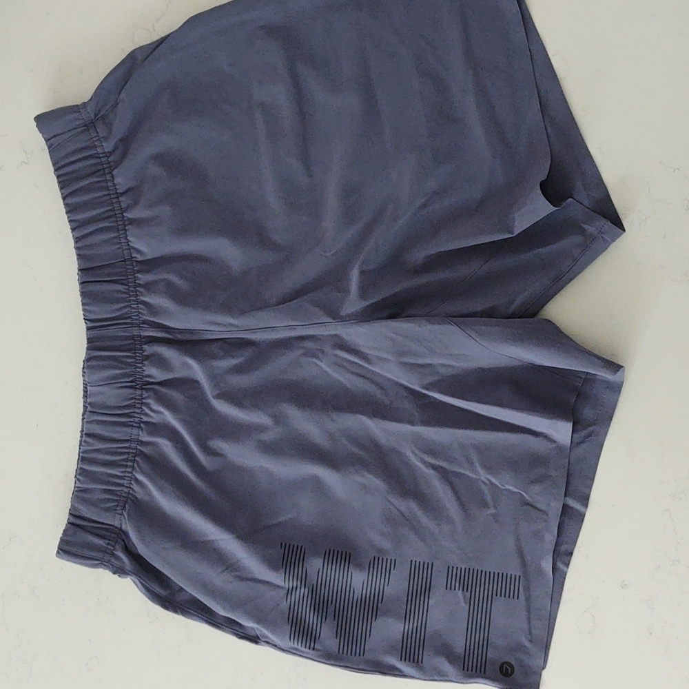 Wit shorts